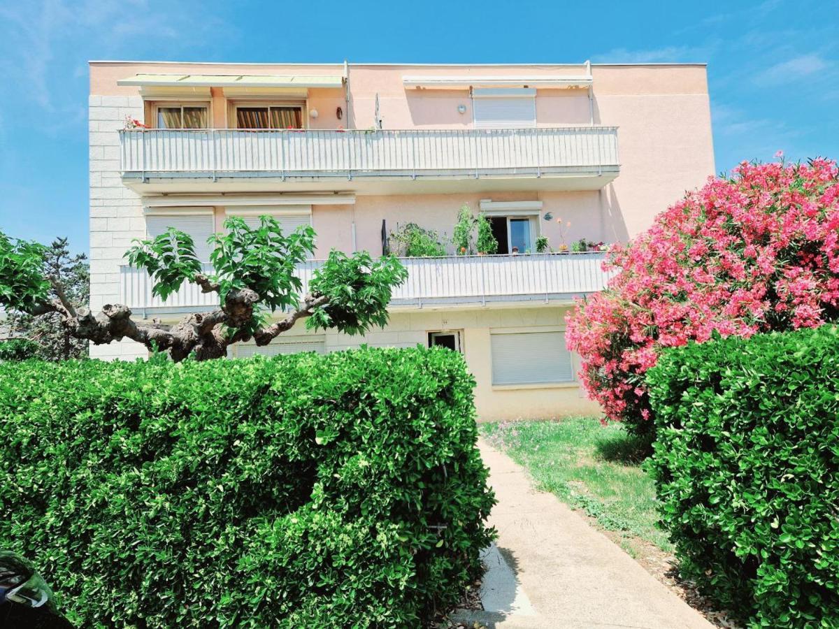 Serenite Et Plages A Sete Bagian luar foto